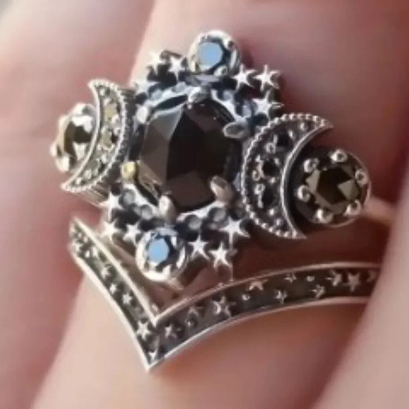2pcs Retro Gothic Cosmic Stacking Ring Set With Moon And Star Detail Size 9 - Picture 4 of 6